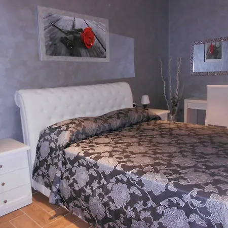 Starry Rome Guest House Гостевой дом