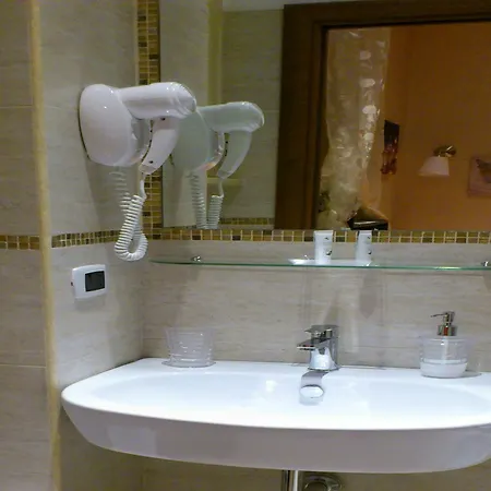 Starry Rome Guest House 3*